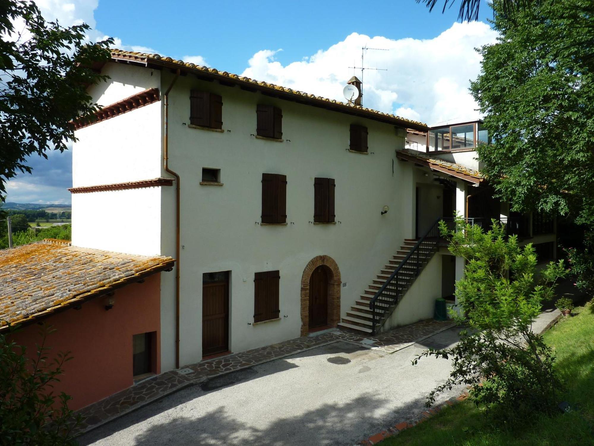 Hotel La Rocca Narni Esterno foto